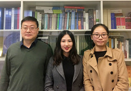 (From left) Dr Mingfu Wang, Dr Shuting Hu and Ms Yizhen Wu